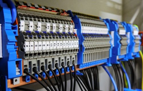 Thuisbatterijen | TNI bouw Duurzame oplossingen voor elk bouwproject